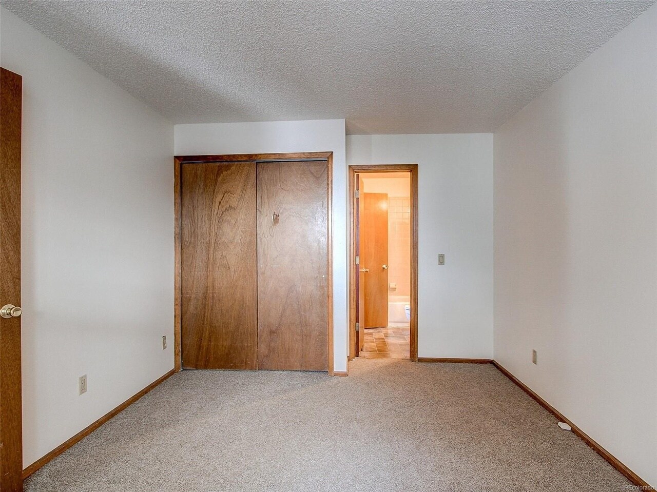 Building Photo - 8336 W 87th Dr