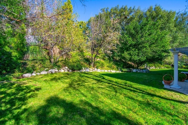 Building Photo - 25339 Prado De Los Arboles