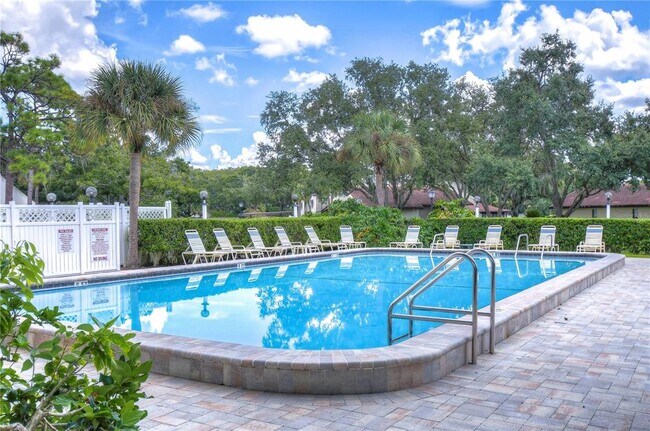 Building Photo - 3505 Tarpon Woods Blvd