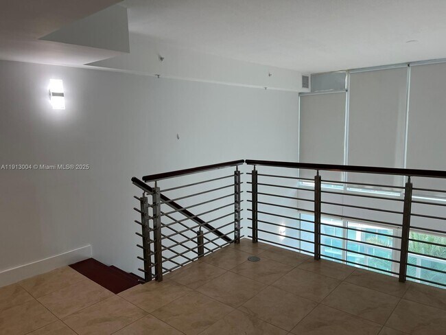 Building Photo - 41 SE 5th St