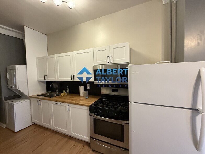 Building Photo - 241 Northampton St