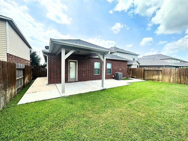 Building Photo - 8218 Nagy Hill St