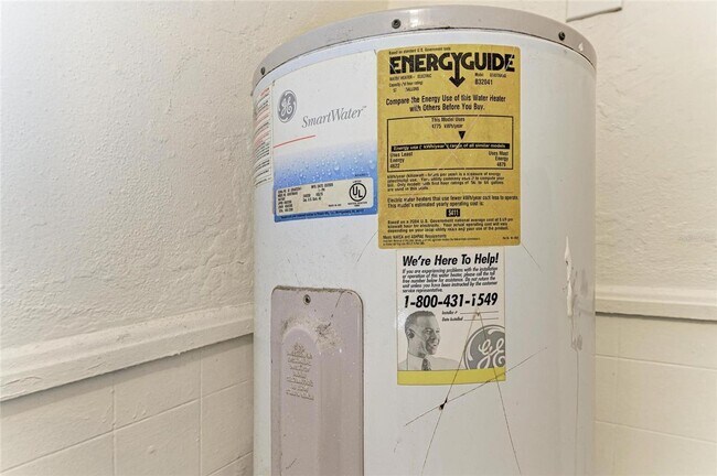 Building Photo - 1701 13th St W