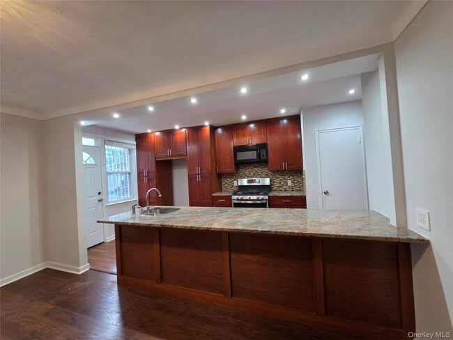 Building Photo - 2129 Muliner Ave