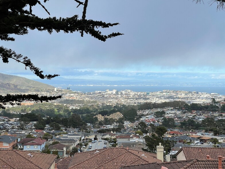 Building Photo - 335 Shannon Pl