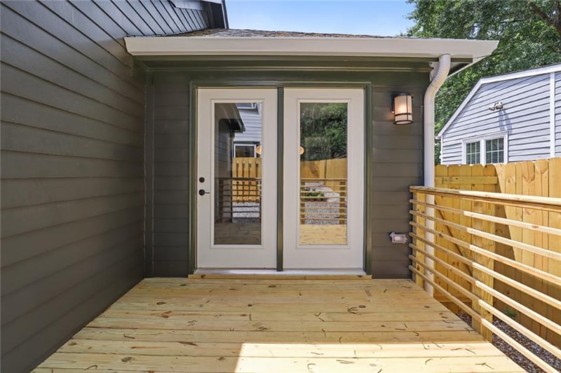 Building Photo - 496 Glenwood Pl SE