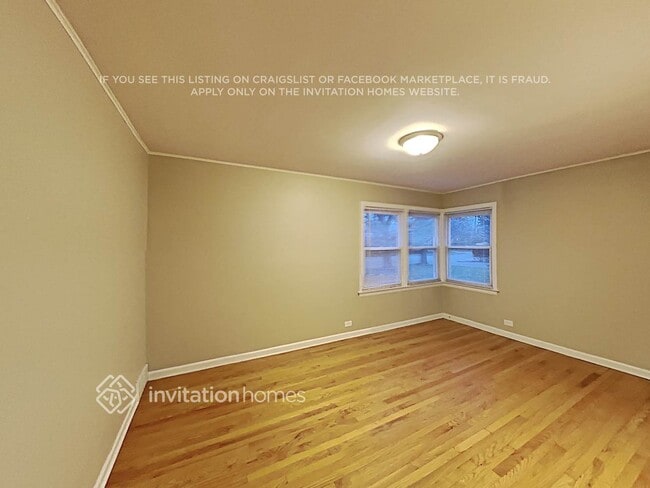 Building Photo - 2116 Hickory Ct