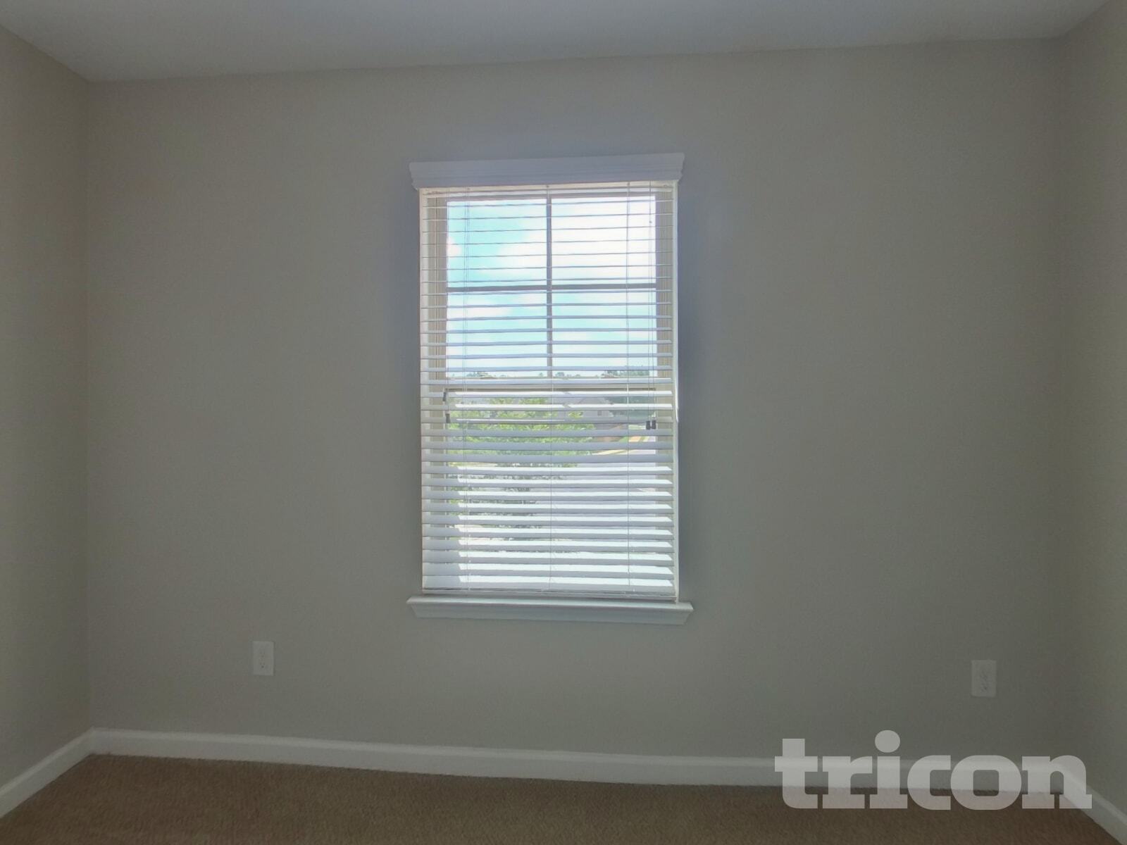 Building Photo - 297 Parkview Pl Dr
