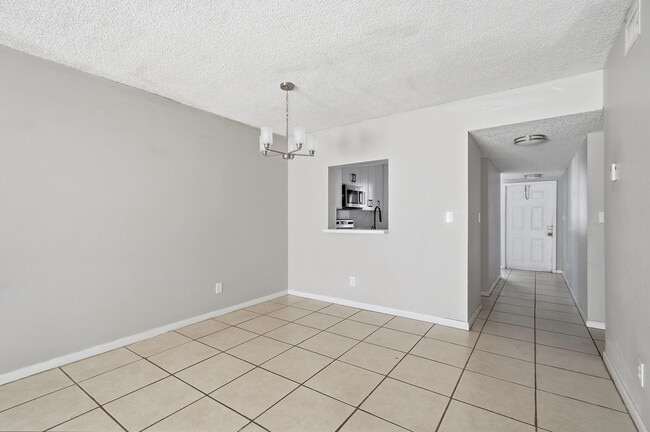 Building Photo - 3300 NW 46th St