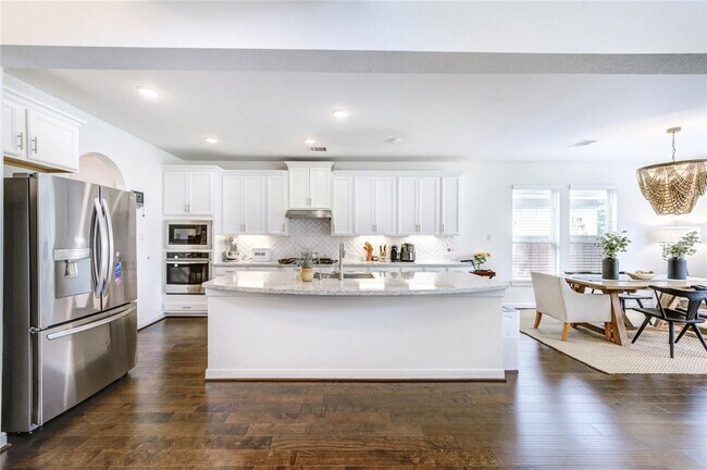 Building Photo - 4055 Woodland Meadow Dr