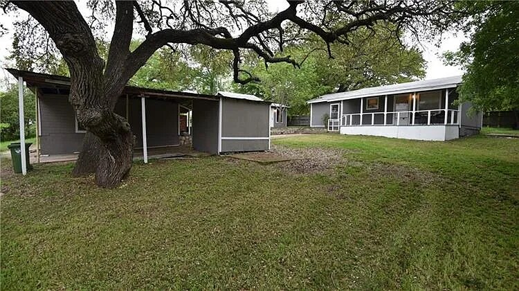 Building Photo - 118 County Rd 1816