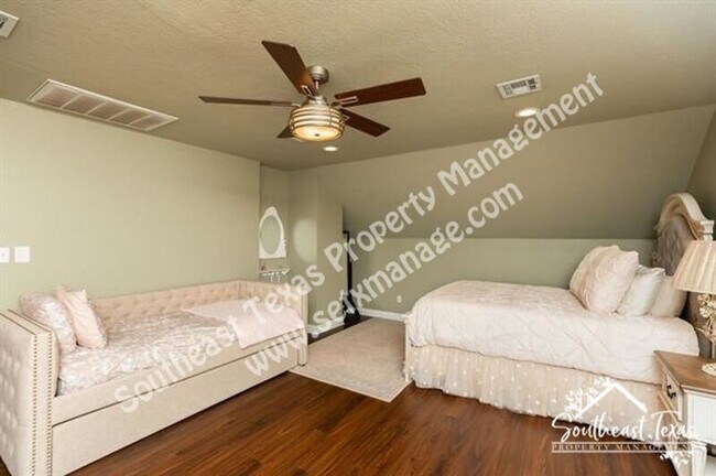 Building Photo - 11320 Cathryn Ln