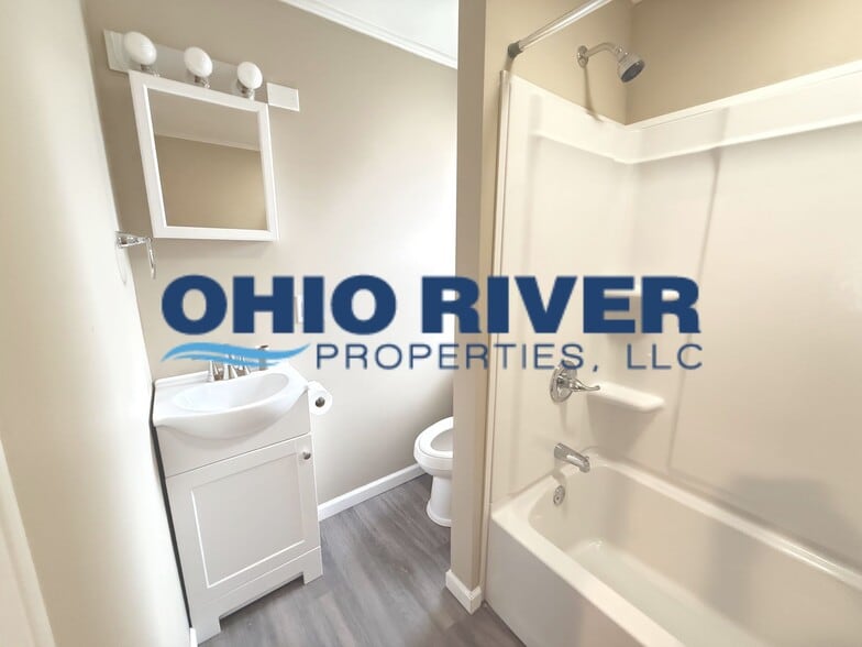 Building Photo - 1219 Garfield St