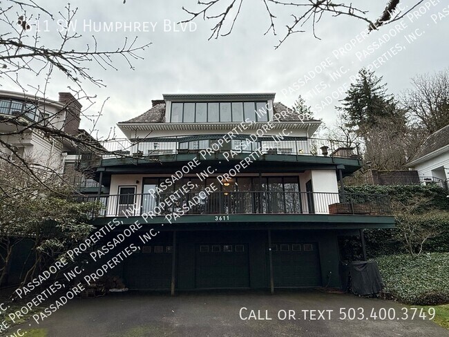 Building Photo - 3611 SW Humphrey Blvd