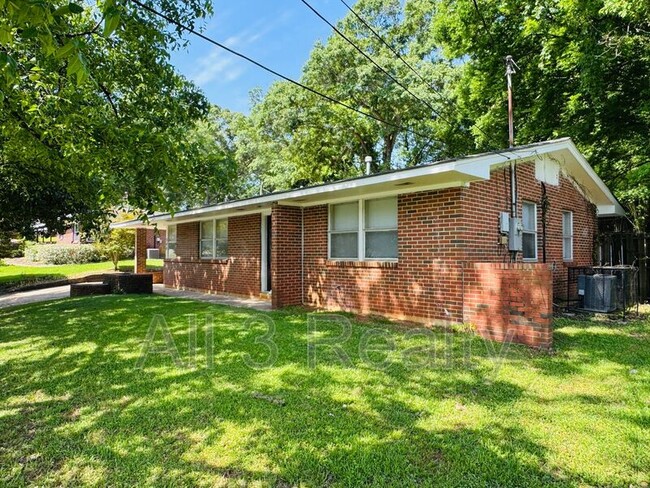 Building Photo - 544 Green Ridge Rd