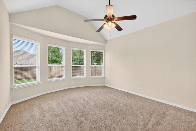 Building Photo - 5629 Grove Cove Dr
