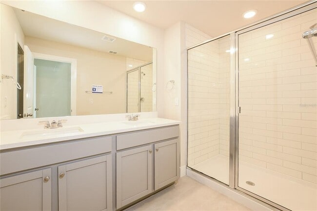 Building Photo - 313 Whiteheart Dr