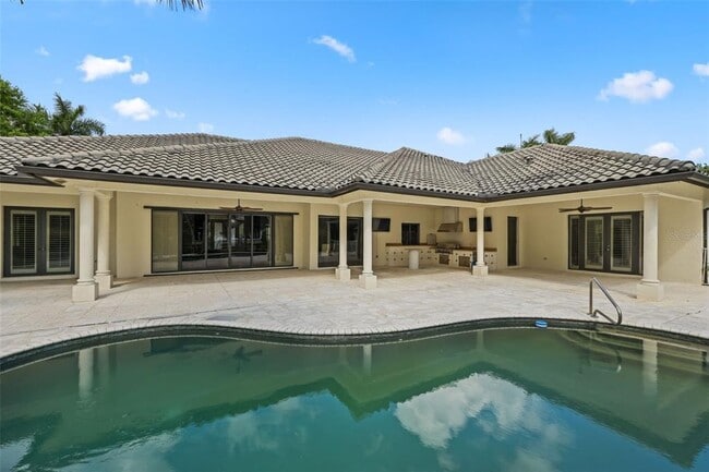 Building Photo - 10630 El Caballo Ct