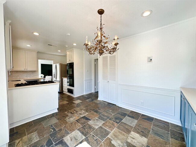 Building Photo - 5421 Judalon Ln