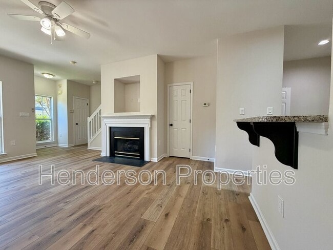 Building Photo - 6415 Mallard View Ln