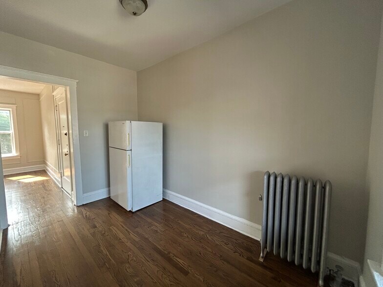 Building Photo - 2659 N Spaulding Ave