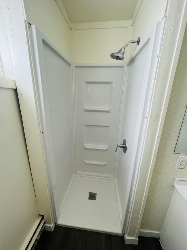 Building Photo - Harris Complex