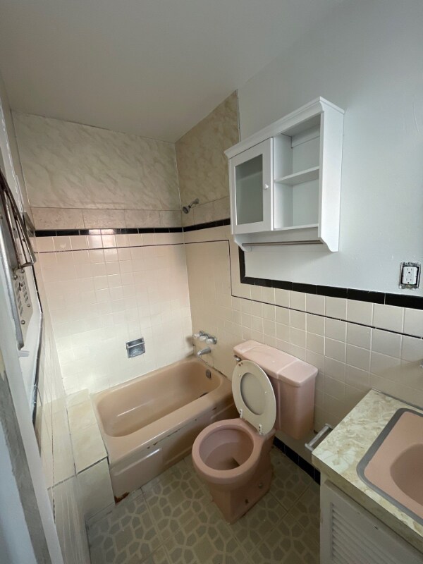 Building Photo - 3405 Olympic Ave