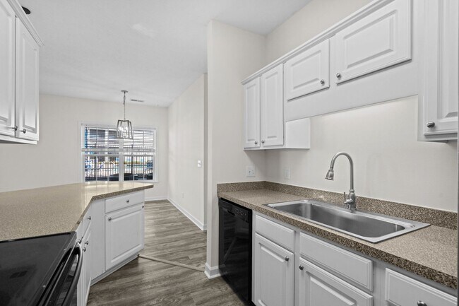 Building Photo - 155 Westhaven Dr