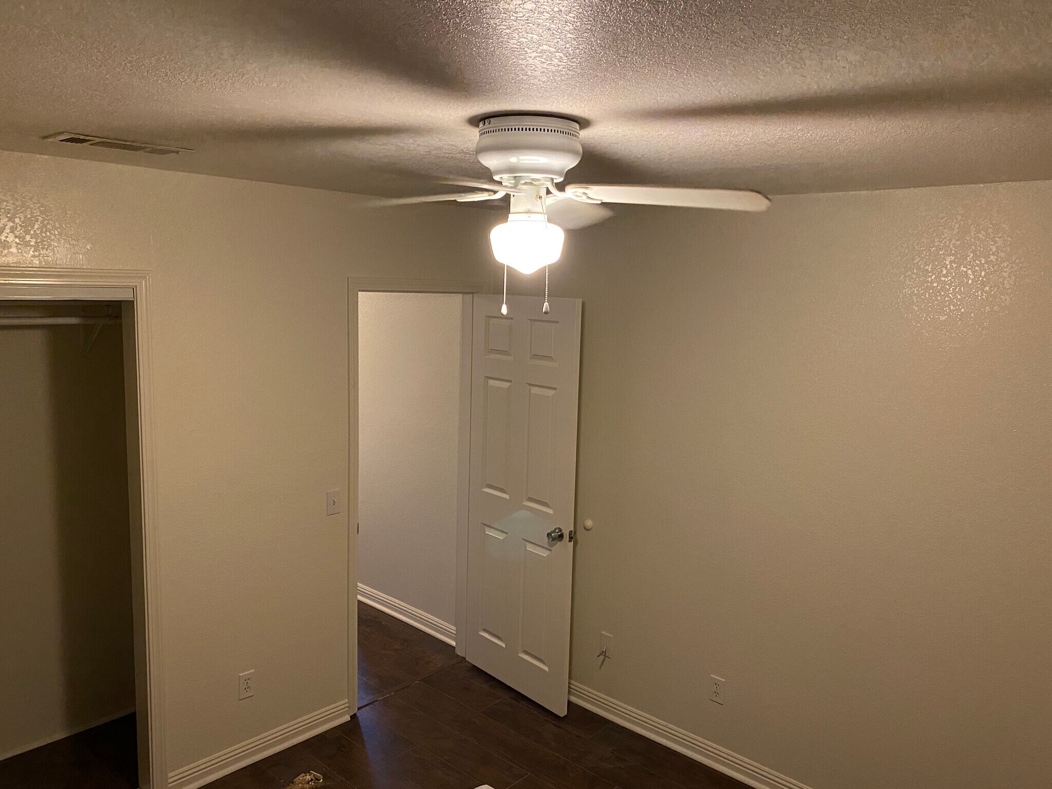 Bedroom 2 - Middle - 219 Turf Dr