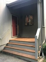 Building Photo - 42 Brookside Dr