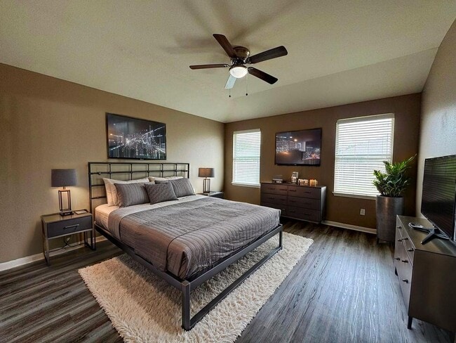 Building Photo - 3 Bed/ 2 Bath Home Available in Villages of Berry Creek!