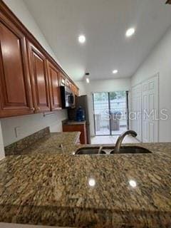 Building Photo - 108 Pine Island Cir