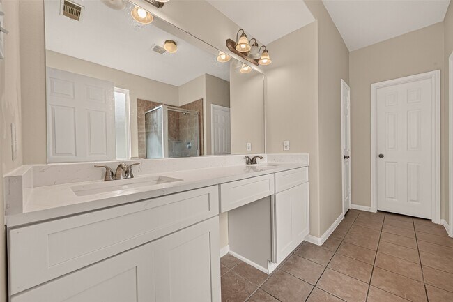 Building Photo - 3519 Lilac Ranch Dr