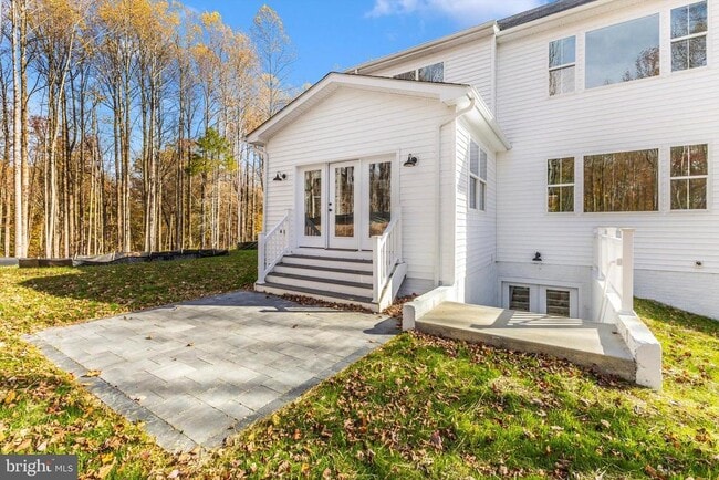 Building Photo - 204 3 Rivers Rd