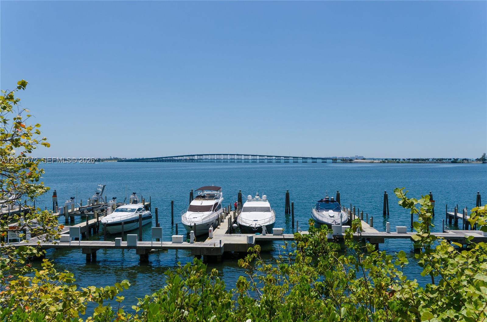 Building Photo - 1643 Brickell Ave