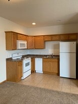 Building Photo - 3632 Calvert Rd
