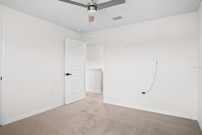 Building Photo - 8673 Triumph Cir