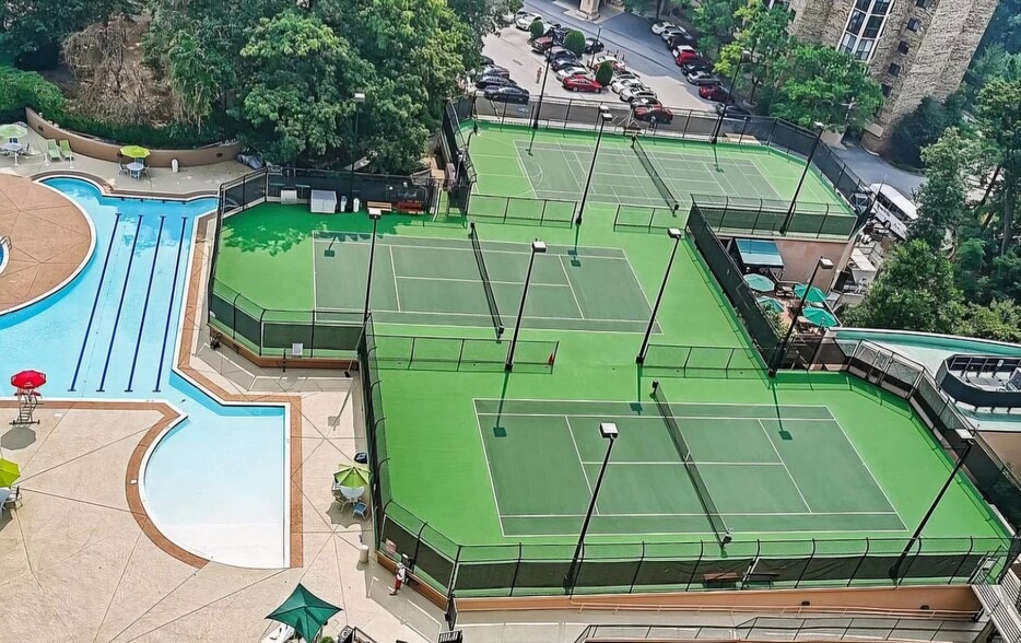 Tennis / Pickleball courts - 5901 Mt Eagle Dr