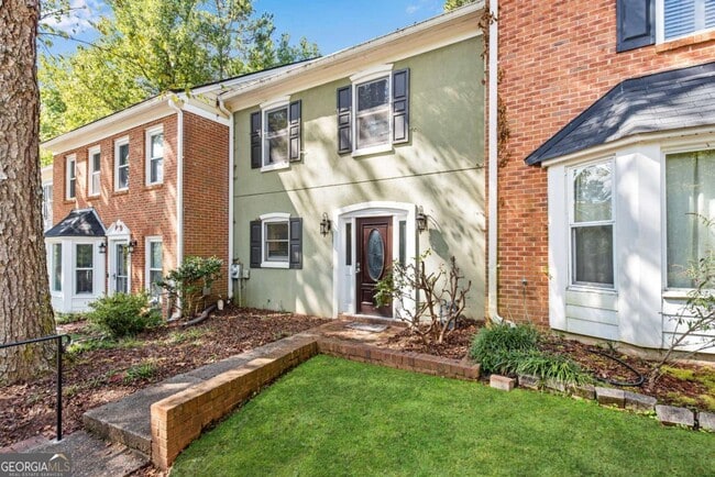 Building Photo - 1420 Old Virginia Ct SE