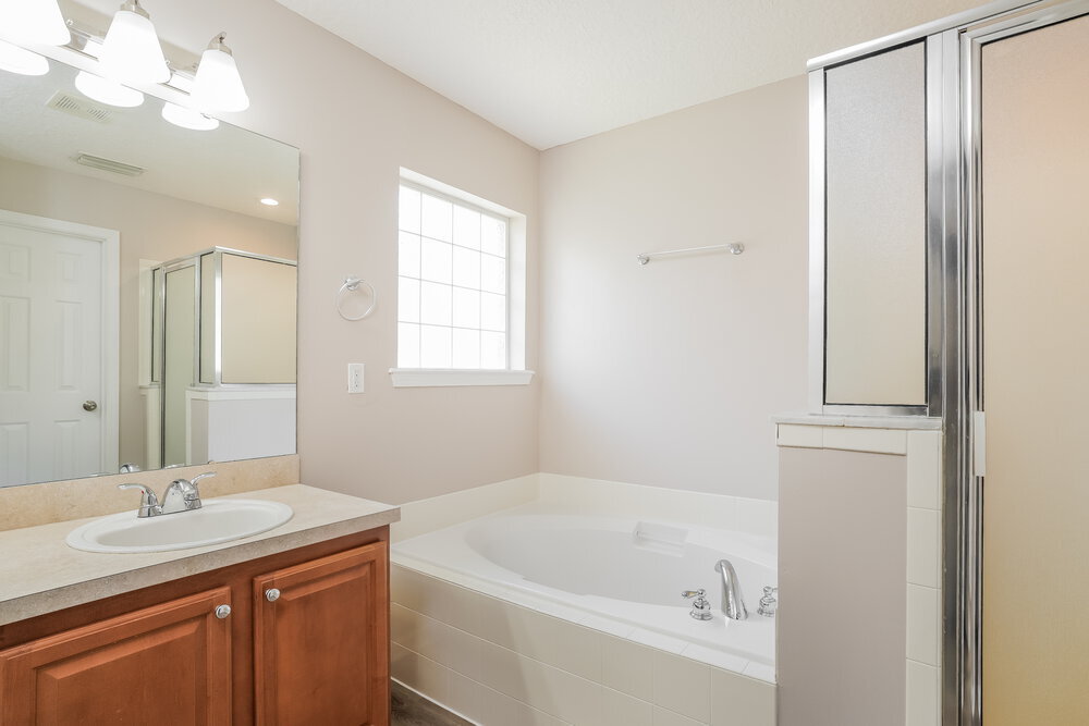 Building Photo - 3899 Pebble Brooke Circle South