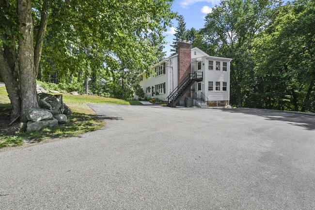 Building Photo - 242-244-244 Highland St