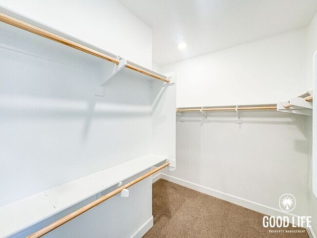Building Photo - 10538 Cara Cara Dr
