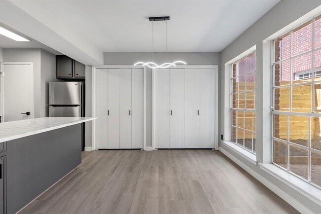 Building Photo - 2226 Nantucket Dr