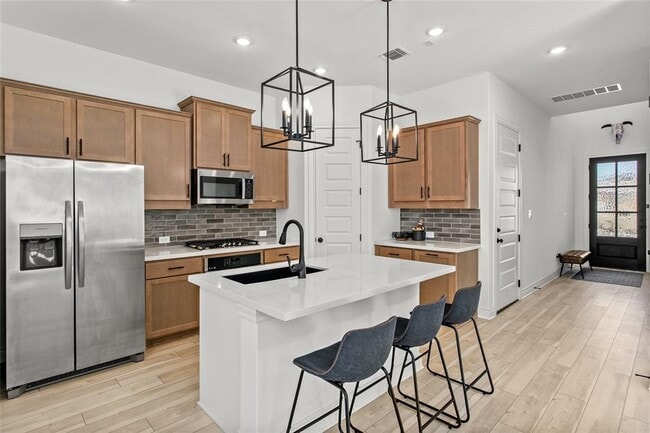 Building Photo - 481 Darley Oak Dr