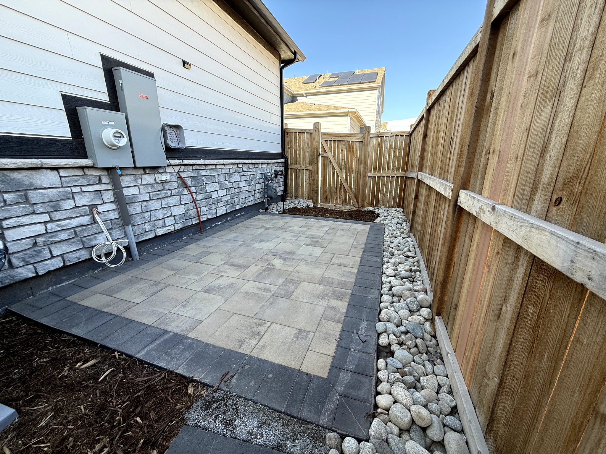 Building Photo - 752 N Shawnee St