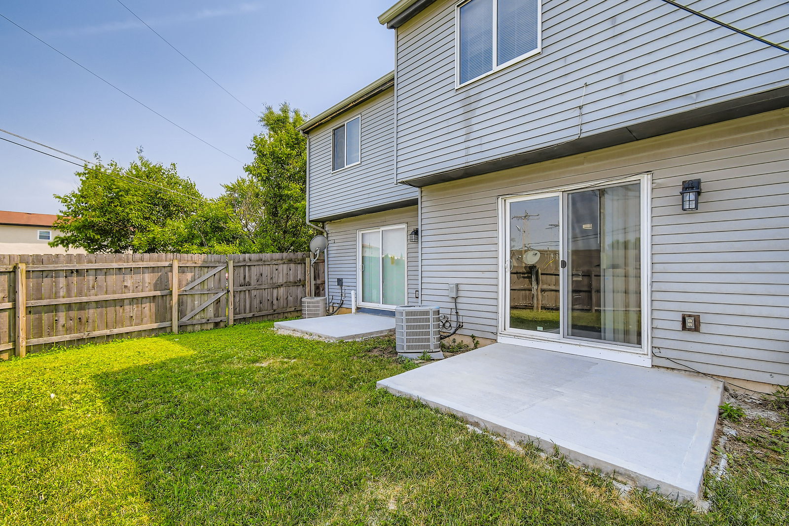 Building Photo - 6164 Fortin Ct