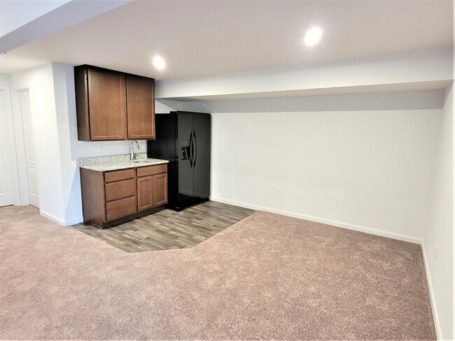 Building Photo - 5112 Limerick Ct.