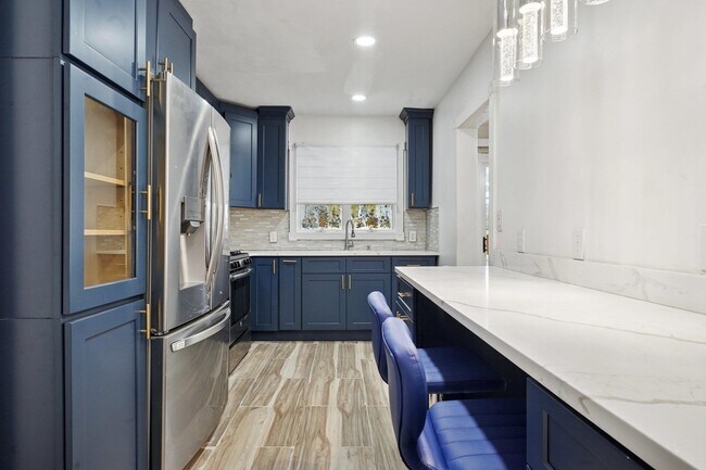 Building Photo - 1507 80th St