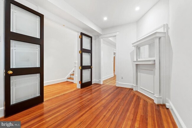 Building Photo - 1411 King St