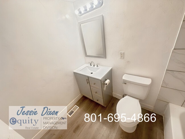 Building Photo - 223 W 2350 N